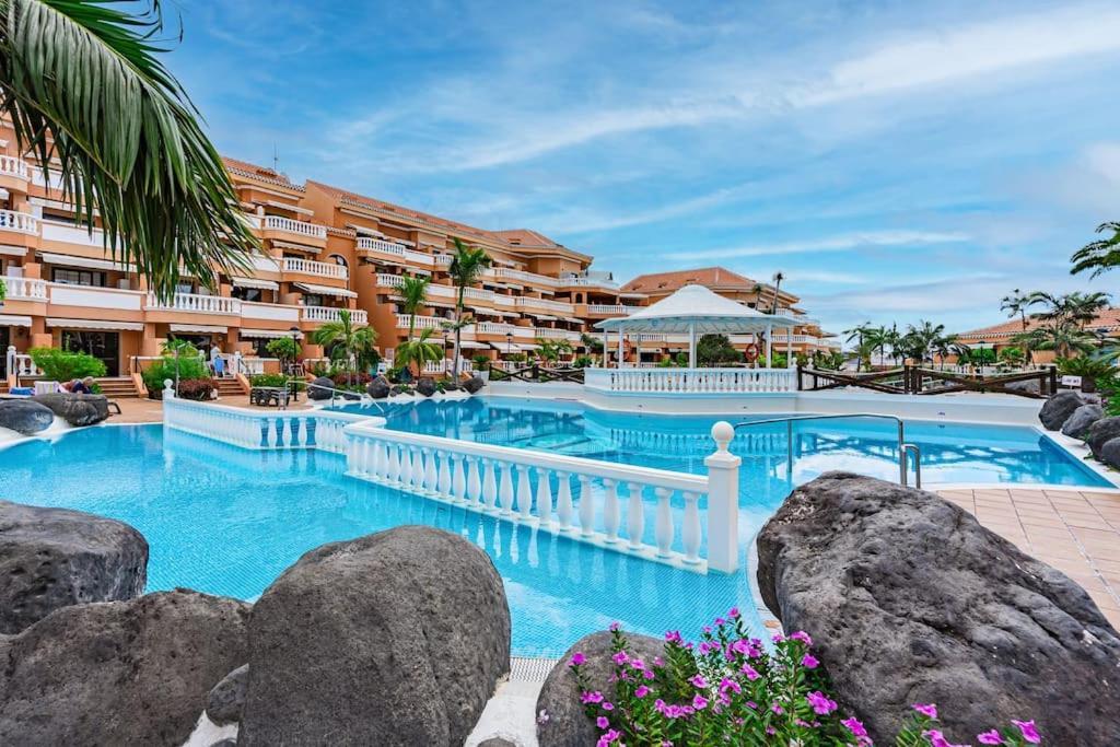 Royal Garden - 2 Bedroom Playa de las Américas Exterior foto